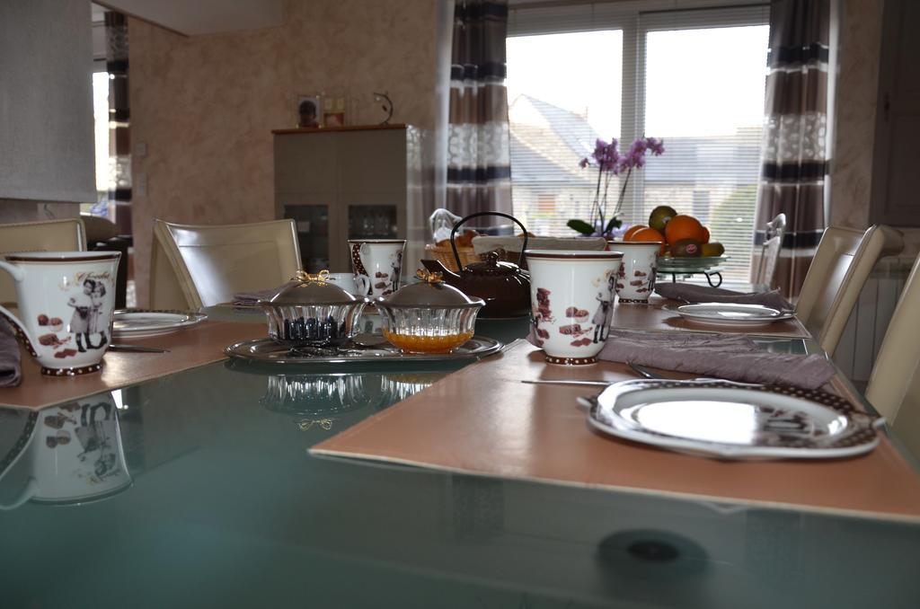 Maison D'Hotes La Closeraie De La Baie Saint-Méloir-des-Ondes Zewnętrze zdjęcie